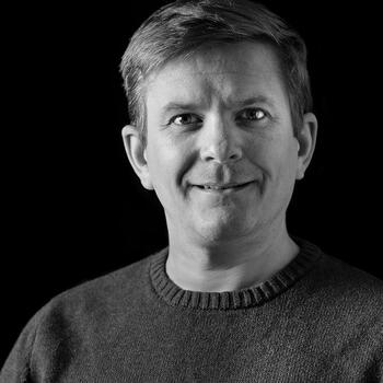 Ferndown based Headshot photographer Alan Dunkerly