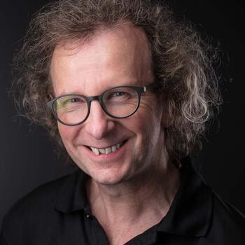 Aarschot based Headshot photographer Berten Steenwegen