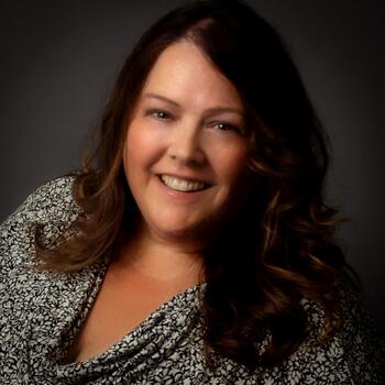 Medford based Headshot photographer Kristen Beck