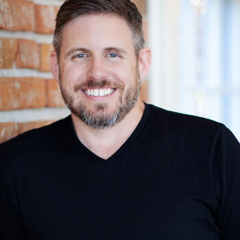 Woodinville based Headshot photographer Jason K. Evans