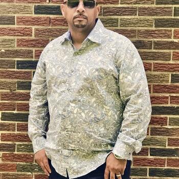  Headshot photographer Michael Tidwell