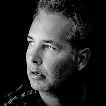 Stavanger based Headshot photographer kjetil Tengesdal