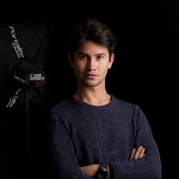 Amsterdam based Headshot photographer Lawrence Ong