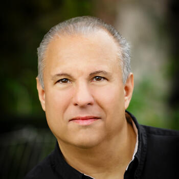 Rochelle Park based Headshot photographer Jerry Rizzo