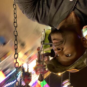  Headshot photographer Derrick Hicks