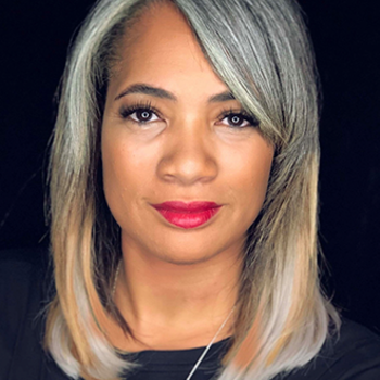 Tulsa based Headshot photographer Janice Connolly