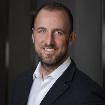 London based Headshot photographer Andrew Lunn