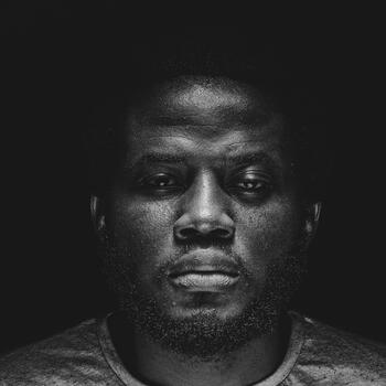 Lagos based Headshot photographer Olutobi Harry Muyiwa-Oni