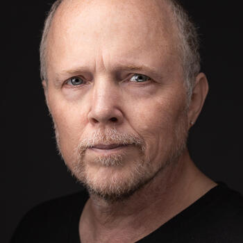 Summerville based Headshot photographer Chris Lonsberry