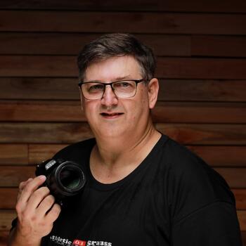 Buenos Aires based Headshot photographer Fabian Bono