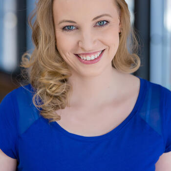 Wayne based Headshot photographer Jennifer Heim