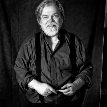 Augusta based Headshot photographer Drake White