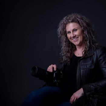 Stony Plain based Headshot photographer Korena Paradis