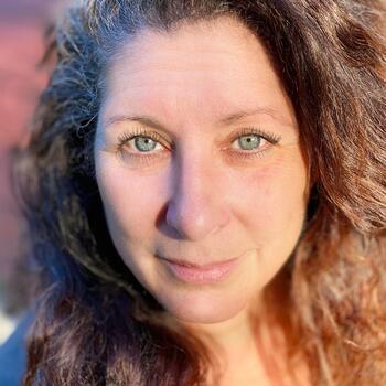 Garibaldi Highlands based Headshot photographer Jill Bingham-Daniels