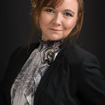 Ida based Headshot photographer Tressa Shaw