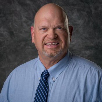 Fargo based Headshot photographer Gordon Court