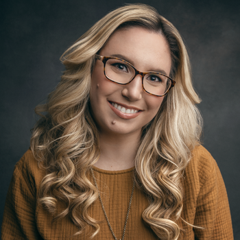 Oceanport based Headshot photographer Holly Lund