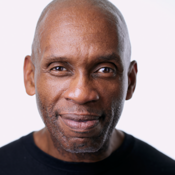 Los Angeles based Headshot photographer Aldo Cos