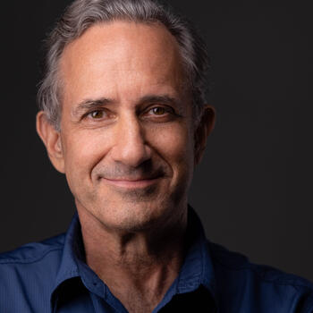 Town &amp; Country based Headshot photographer Rick Dopuch