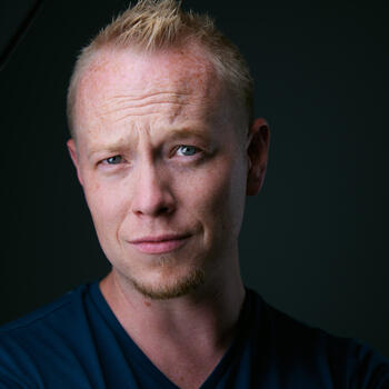 Lenexa based Headshot photographer Cory Finley