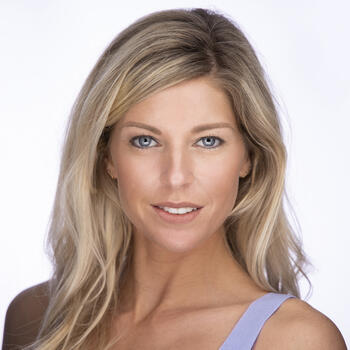 Palm Beach Gardens based Headshot photographer Elise Hassall