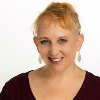 Chicago based Headshot photographer AMY BISSONETTE