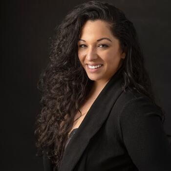 Chattanooga based Headshot photographer Jessica Pope