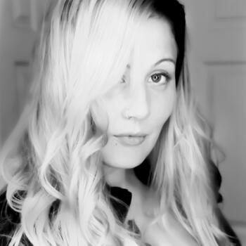 Daytona based Headshot photographer Jennifer Elizabeth