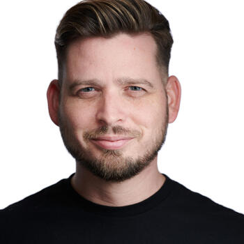 Atlanta based Headshot photographer Aaron Skyler