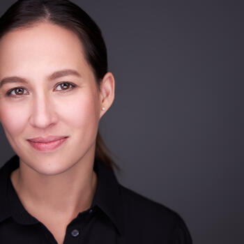 Irvine based Headshot photographer Rebecca-Linh Rodgers