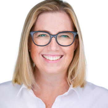 Paoli based Associate headshot photographer Isolde Baylor