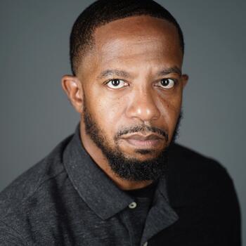 Baton Rouge based Headshot photographer Paige Francis