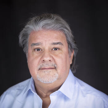 Chemnitz based Headshot photographer Alejandro Camacho