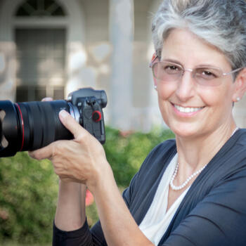 Broomfield based Headshot photographer Merry Plocki