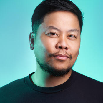 Seattle based Associate headshot photographer Joe Lubong