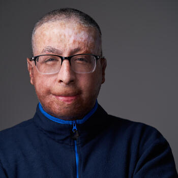  Headshot photographer Rodrigo Flores