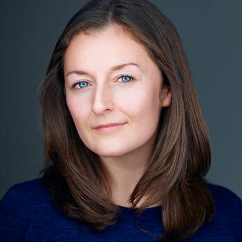 Albany based Associate headshot photographer Izabela Mattson