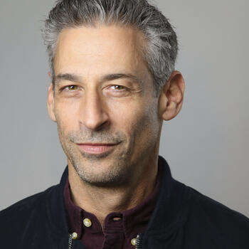 Skokie based Headshot photographer Jeremy Moss