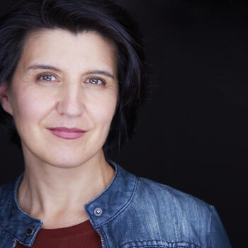 Gilbert based Headshot photographer Marie Feutrier