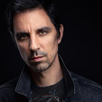 Irvine based Headshot photographer Kalin Tabov