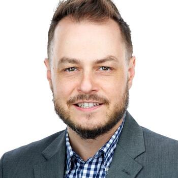 Alexandria based Associate headshot photographer Jared Wolfe