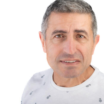 Carrum Downs based Headshot photographer Ross Forte