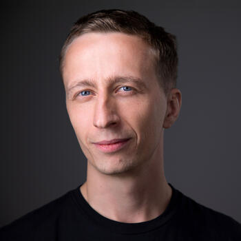 Tampa based Associate headshot photographer Vadim Davydov