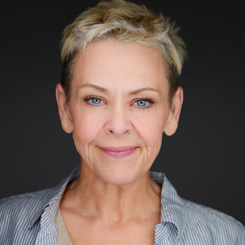 Greensboro based Headshot photographer Shelli Craig