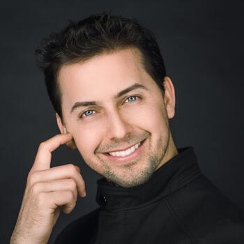 El Paso based Headshot photographer Jordan Licon