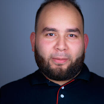 Clifton based Headshot photographer Jorge Lopez