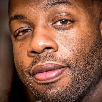  Headshot photographer Andrew Fellers