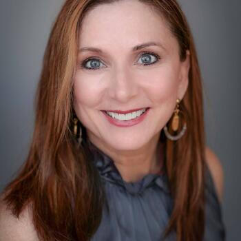 Elmhurst based Headshot photographer Kimberly Felten