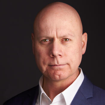 Toronto based Headshot photographer Jason Redlarski