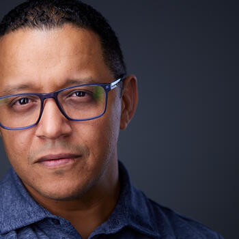 Allen  based Headshot photographer Fernando Martinez